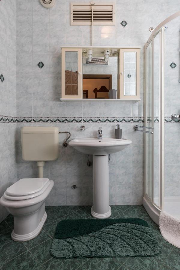 Apartment Vukic *
